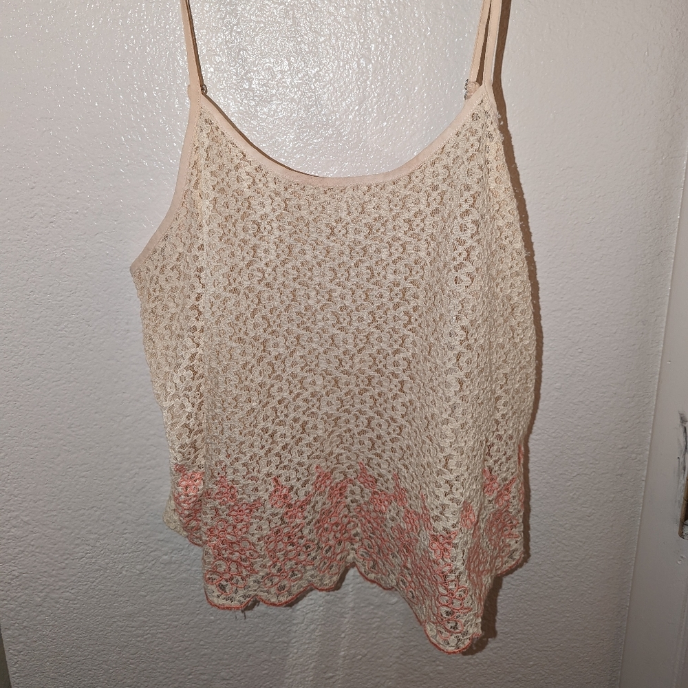 Cream and Pink Lace Floral Cropped Tank